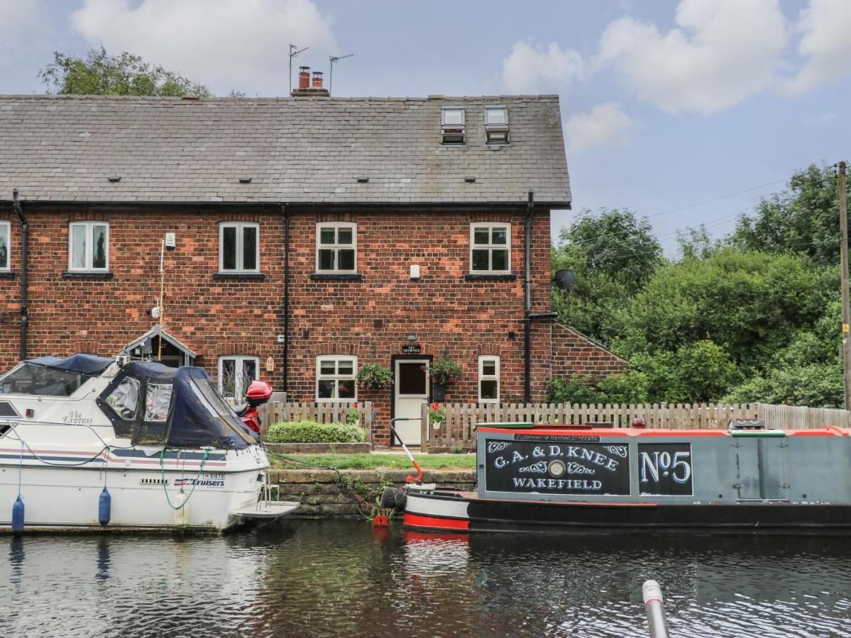Villa The Moorings Wakefield Exterior foto