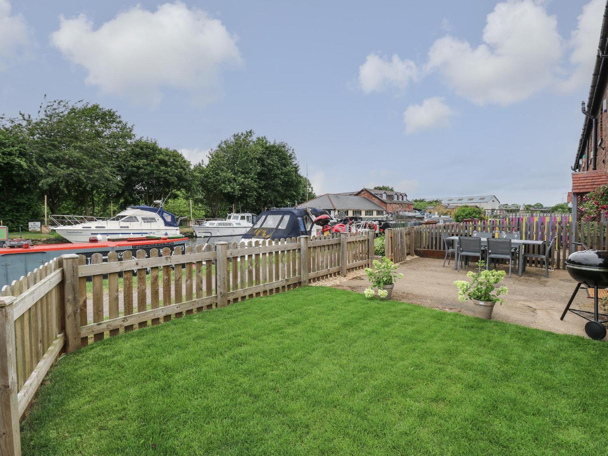 Villa The Moorings Wakefield Exterior foto